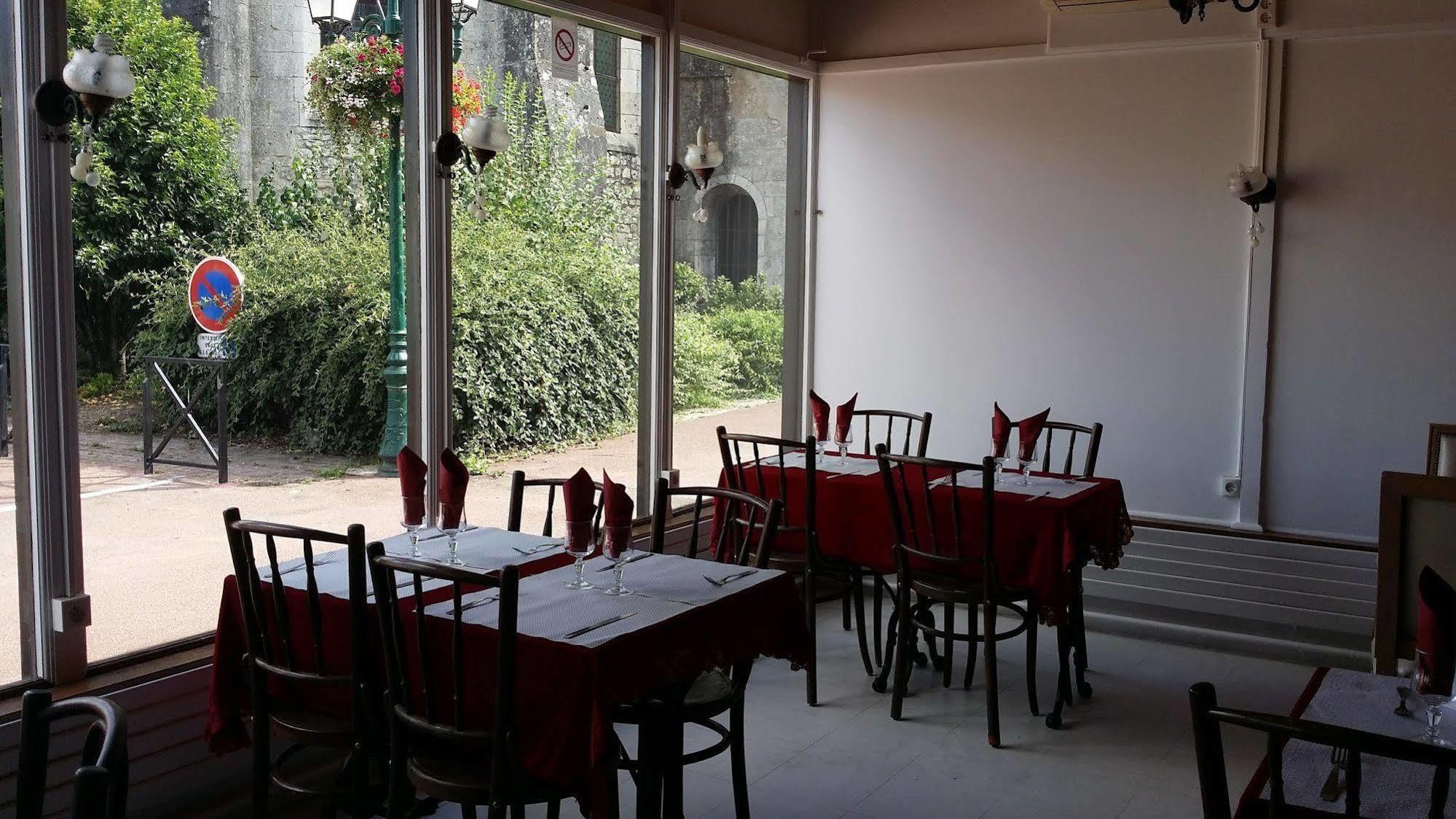 A La Vielle Halle Souppes-sur-Loing Exterior photo